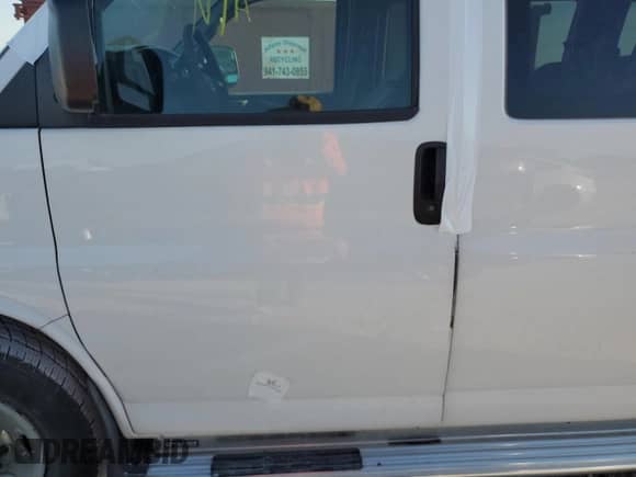 2012 Chevrolet Express Passenger 1LT with VIN 1GAZGYFG6C1134377, listed as a Copart auction lot 75669234 with Not provided miles and Non repairable. Bid and sale history available at DreamBid. Image 13.