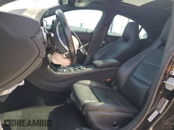 2018 Mercedes-Benz CLA 45 AMG с VIN WDDSJ5CB3JN586283, выставлен на аукционе Copart как лот 54427315 с пробегом 66 606 миль миль и Списание • Salvage title. История ставок и продаж доступна на DreamBid. Изображение 7.