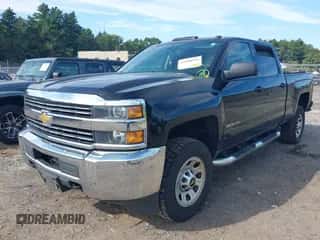 2015 Chevrolet Silverado 2500HD Work Truck с VIN 1GC1KUEG0FF649329, выставлен на аукционе IAAI как лот 43208951 с пробегом 112 025 миль миль и . История ставок и продаж доступна на DreamBid. Изображение 2.
