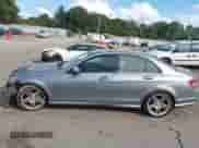 2009 Mercedes-Benz C 300 Sport с VIN WDDGF54X89F276363, выставлен на аукционе IAAI как лот 43402717 с пробегом 146 951 миль миль и . История ставок и продаж доступна на DreamBid. Изображение 14.