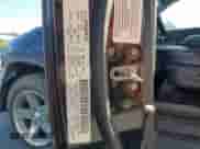 2009 Dodge 1500 SLT z VIN 1D3HV13T09S707298, wystawiony jako Copart lot #81595015 z przebiegiem 94 478 mil mil oraz Szkoda całkowita • Salvage title. Historia ofert i sprzedaży dostępna na DreamBid. Obrazek 12.