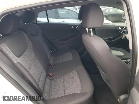 2019 Hyundai Ioniq SEL z VIN KMHC75LC6KU120582, wystawiony jako Copart lot #53330604 z przebiegiem 73 317 mil mil oraz . Historia ofert i sprzedaży dostępna na DreamBid. Obrazek 10.