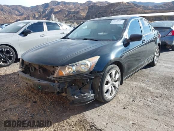 2009 Honda Accord EX с VIN 1HGCP26719A163502, выставлен на аукционе IAAI как лот 41180491 с пробегом 348 341 миль миль и . История ставок и продаж доступна на DreamBid. Изображение 2.