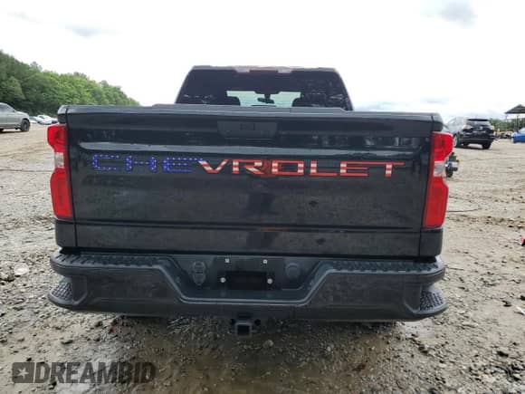 2021 Chevrolet Silverado 1500 Custom with VIN 1GCRYBEK4MZ310210, listed as a Copart auction lot 58594115 with 112,352 mi miles and Salvage title. Bid and sale history available at DreamBid. Image 6.