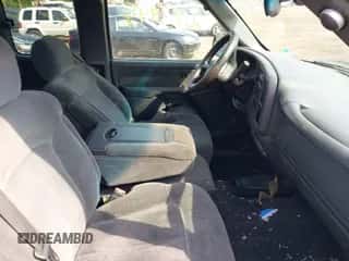 2002 Chevrolet Silverado 1500 LS с VIN 2GCEK19T921400648, выставлен на аукционе IAAI как лот 36962994 с пробегом 283 290 миль миль и . История ставок и продаж доступна на DreamBid. Изображение 5.