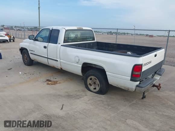 2001 Dodge 1500 с VIN 3B7HC13Z01G208113, выставлен на аукционе IAAI как лот 42858923 с пробегом 157 820 миль миль и . История ставок и продаж доступна на DreamBid. Изображение 3.