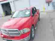 2017 Ram 1500 Big Horn z VIN 3C6RR7LT7HG602713, wystawiony jako IAAI lot #42673138 z przebiegiem 52 603 mil mil oraz . Historia ofert i sprzedaży dostępna na DreamBid. Obrazek 6.