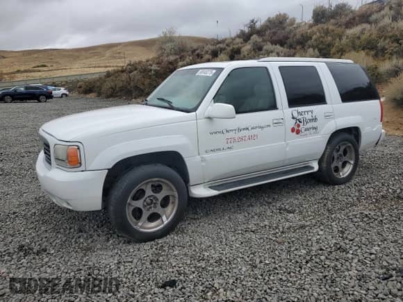 2000 Cadillac Escalade with VIN 1GYEK63R1YR227826, listed as a Copart auction lot 86548275 with 202,308 mi miles and Clean title. Bid and sale history available at DreamBid. Image 1.