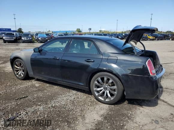 2014 Chrysler 300 S with VIN 2C3CCABG3EH357037, listed as a Copart auction lot 71667325 with 139,950 mi miles and Salvage title. Bid and sale history available at DreamBid. Image 2.