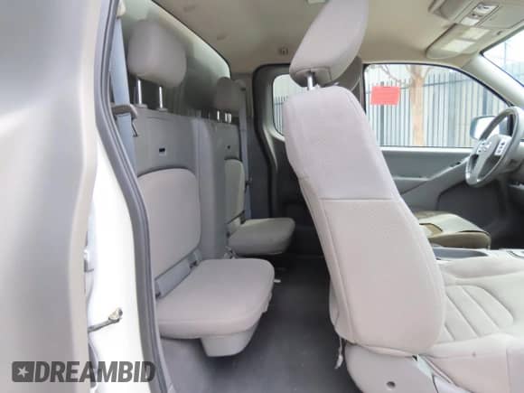 2021 Nissan Frontier S z VIN 1N6ED0CE3MN723526, wystawiony jako Copart lot #84457835 z przebiegiem 70 392 mil mil oraz Szkoda całkowita • Salvage title. Historia ofert i sprzedaży dostępna na DreamBid. Obrazek 6.