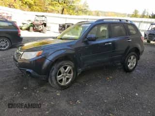 2012 Subaru Forester X Premium z VIN JF2SHADC7CH439408, wystawiony jako Copart lot #85260275 z przebiegiem 153 950 mil mil oraz Szkoda całkowita • Salvage title. Historia ofert i sprzedaży dostępna na DreamBid. Obrazek 1.