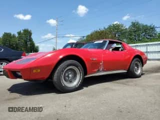1976 Chevrolet Corvette z VIN 1Z37L6S405318, wystawiony jako Copart lot #61433005 z przebiegiem 125 438 mil mil oraz Szkoda całkowita • Salvage title. Historia ofert i sprzedaży dostępna na DreamBid. Obrazek 1.