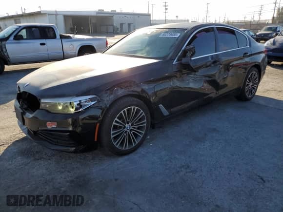 2020 BMW 5 Series 530e с VIN WBAJA9C08LCD90446, выставлен на аукционе Copart как лот 66379955 с пробегом 104 481 миль миль и Списание • Salvage title. История ставок и продаж доступна на DreamBid. Изображение 1.