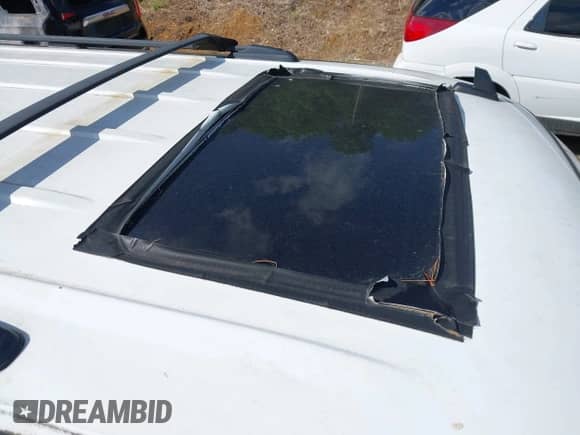 2006 Chevrolet Suburban Z71 with VIN 3GNFK16Z46G103093, listed as a IAAI auction lot 42179947 with 211,301 mi miles and . Bid and sale history available at DreamBid. Image 15.