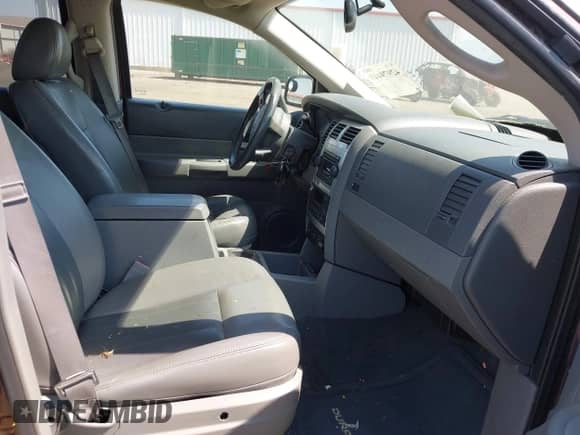 2004 Dodge Durango Limited with VIN 1D4HB58D64F142747, listed as a IAAI auction lot 42979443 with 239,167 mi miles and . Bid and sale history available at DreamBid. Image 5.
