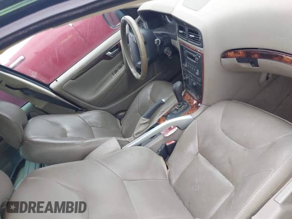 2007 Volvo XC70 z VIN YV4SZ592871269879, wystawiony jako IAAI lot #43542663 z przebiegiem 186 732 mil mil oraz . Historia ofert i sprzedaży dostępna na DreamBid. Obrazek 5.