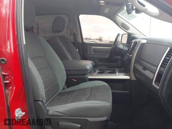 2015 Ram 1500 Outdoorsman с VIN 1C6RR6LT9FS562019, выставлен на аукционе IAAI как лот 43431958 с пробегом 144 334 миль миль и . История ставок и продаж доступна на DreamBid. Изображение 5.