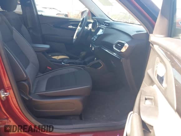 2023 Chevrolet TrailBlazer LT с VIN KL79MPSL3PB081129, выставлен на аукционе IAAI как лот 43416275 с пробегом 138 526 миль миль и . История ставок и продаж доступна на DreamBid. Изображение 5.