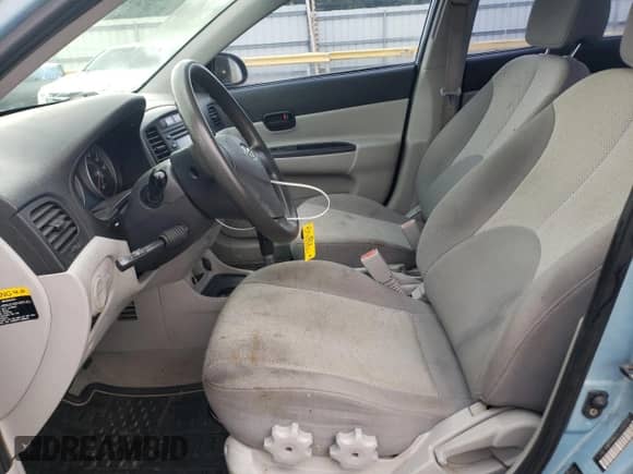 2007 Hyundai Accent GLS с VIN KMHCN46CX7U132172, выставлен на аукционе Copart как лот 61669064 с пробегом 220 897 миль миль и Списание • Salvage title. История ставок и продаж доступна на DreamBid. Изображение 7.