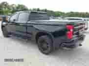 2022 Chevrolet Silverado 1500 RST with VIN 1GCUDEETXNZ522272, listed as a IAAI auction lot 43041445 with 58,420 mi miles and . Bid and sale history available at DreamBid. Image 3.
