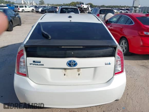 2014 Toyota Prius Two with VIN JTDKN3DU5E1746695, listed as a IAAI auction lot 43546229 with 224,221 mi miles and . Bid and sale history available at DreamBid. Image 16.
