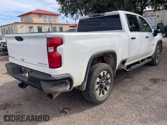 2024 Chevrolet Silverado 2500HD with VIN 1GC1YMEY0RF328631, listed as a IAAI auction lot 41980704 with 19,022 mi miles and . Bid and sale history available at DreamBid. Image 1.
