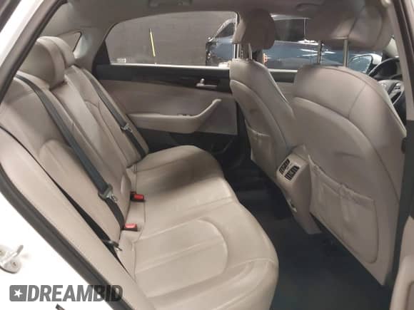 2016 Hyundai Sonata Limited с VIN 5NPE34AF7GH436302, выставлен на аукционе IAAI как лот 42259678 с пробегом 71 924 миль миль и . История ставок и продаж доступна на DreamBid. Изображение 8.