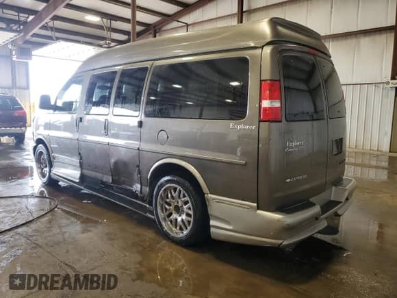 2006 Chevrolet Express Cargo YF7 Upfitter с VIN 1GBFG15T061264776, выставлен на аукционе Copart как лот 62745565 с пробегом 365 588 миль миль и Списание • Salvage title. История ставок и продаж доступна на DreamBid. Изображение 2.
