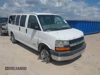 2004 Chevrolet Express с VIN 1GAGG25U941243834, выставлен на аукционе IAAI как лот 43240890 с пробегом 130 420 миль миль и . История ставок и продаж доступна на DreamBid. Изображение 1.