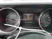 2016 Ford Mustang EcoBoost Premium z VIN 1FATP8UH1G5217129, wystawiony jako Copart lot #69911345 z przebiegiem 116 808 mil mil oraz Szkoda całkowita • Salvage title. Historia ofert i sprzedaży dostępna na DreamBid. Obrazek 9.