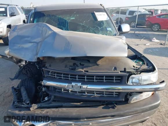 2001 Chevrolet Silverado 1500 LS с VIN 2GCEC19V711222395, выставлен на аукционе IAAI как лот 43544853 с пробегом 90 798 миль миль и . История ставок и продаж доступна на DreamBid. Изображение 6.