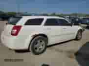 2007 Dodge Magnum with VIN 2D4FV47V77H776624, listed as a Copart auction lot 70665334 with 211,212 mi miles and Salvage title. Bid and sale history available at DreamBid. Image 3.