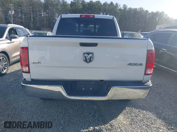 2022 Ram 1500 SLT z VIN 1C6RR7LG7NS209382, wystawiony jako IAAI lot #41645546 z przebiegiem 46 270 mil mil oraz . Historia ofert i sprzedaży dostępna na DreamBid. Obrazek 16.