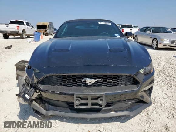 2018 Ford Mustang EcoBoost Premium with VIN 1FATP8UH2J5137975, listed as a Copart auction lot 71727855 with 85,888 mi miles and Salvage title. Bid and sale history available at DreamBid. Image 5.