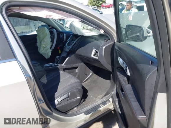 2013 Chevrolet Equinox LT z VIN 1GNFLNEK3DZ100580, wystawiony jako IAAI lot #42553153 z przebiegiem 126 227 mil mil oraz . Historia ofert i sprzedaży dostępna na DreamBid. Obrazek 5.