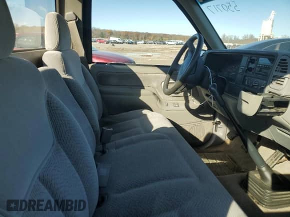 1995 GMC Sierra 1500 with VIN 1GTEC14H7SZ550717, listed as a Copart auction lot 80147014 with 149,123 mi miles and Salvage title. Bid and sale history available at DreamBid. Image 11.