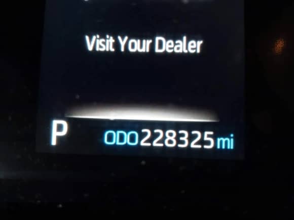 2021 Toyota Sienna LE with VIN 5TDKSKFC8MS035873, listed as a IAAI auction lot 42577906 with 228,325 mi miles and . Bid and sale history available at DreamBid. Image 15.