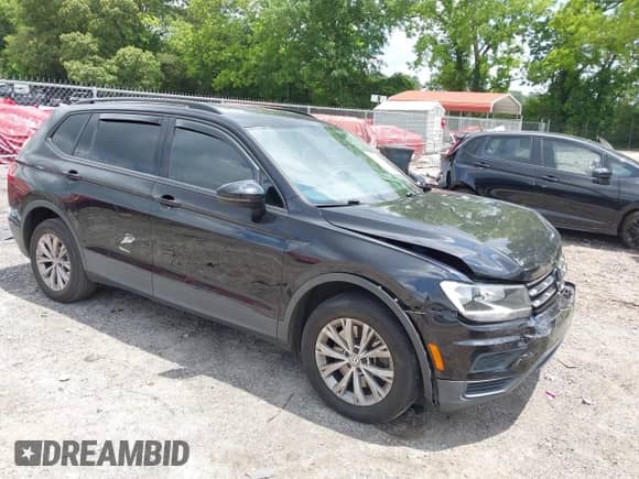 2018 Volkswagen Tiguan S с VIN 3VV1B7AX2JM054788, выставлен на аукционе IAAI как лот 42297524 с пробегом 140 000 миль миль и . История ставок и продаж доступна на DreamBid. Изображение 1.