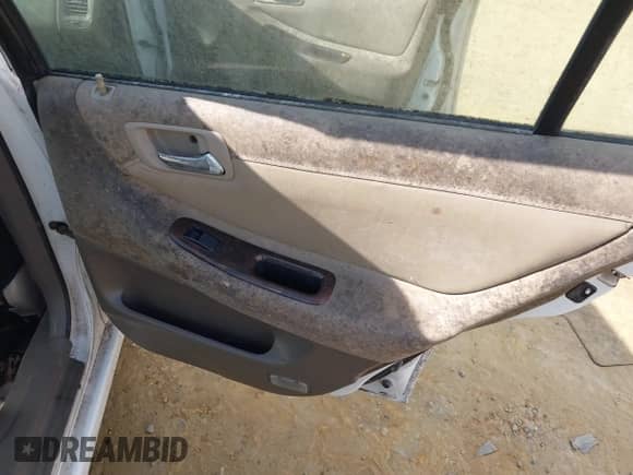 1999 Honda Accord EX with VIN JHMCG6677XC025176, listed as a IAAI auction lot 43328781 with 275,748 mi miles and . Bid and sale history available at DreamBid. Image 12.