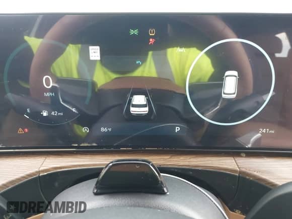 2025 Hyundai Santa Fe Limited with VIN 5NMP4DGLXSH131420, listed as a IAAI auction lot 42024145 with 241 mi miles and . Bid and sale history available at DreamBid. Image 7.