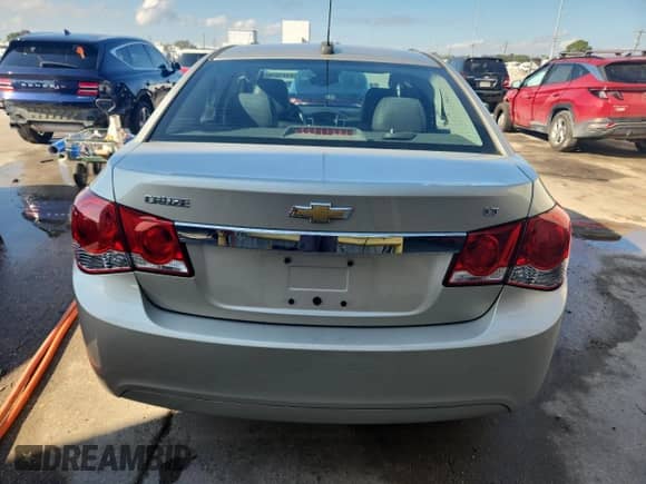2016 Chevrolet Cruze LT with VIN 1G1PF5SB3G7127182, listed as a Copart auction lot 81410765 with 117,799 mi miles and Salvage title. Bid and sale history available at DreamBid. Image 6.