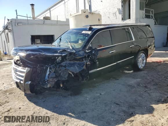 2016 Cadillac Escalade ESV Platinum z VIN 1GYS4KKJ6GR404466, wystawiony jako Copart lot #58273245 z przebiegiem 153 194 mil mil oraz Czysty tytuł • Clean title. Historia ofert i sprzedaży dostępna na DreamBid. Obrazek 1.