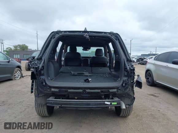 2024 Jeep Grand Cherokee Limited with VIN 1C4RJHBG5RC178429, listed as a IAAI auction lot 42369826 with Not provided miles and . Bid and sale history available at DreamBid. Image 16.