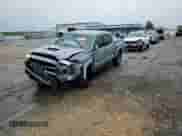 2020 Toyota Tacoma SR5 z VIN 3TMCZ5AN3LM365185, wystawiony jako Copart lot #65887715 z przebiegiem 123 533 mil mil oraz Szkoda całkowita • Salvage title. Historia ofert i sprzedaży dostępna na DreamBid. Obrazek 13.