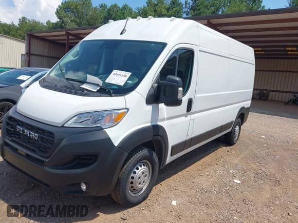 2024 Ram ProMaster Cargo Tradesman с VIN 3C6LRVDG3RE132219, выставлен на аукционе IAAI как лот 42641188 с пробегом 28 751 миль миль и . История ставок и продаж доступна на DreamBid. Изображение 2.