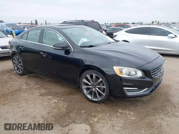 2015 Volvo S60 T5 Drive-E Premier with VIN YV140MFK4F1352447, listed as a IAAI auction lot 42783582 with 72,780 mi miles and . Bid and sale history available at DreamBid. Image 1.