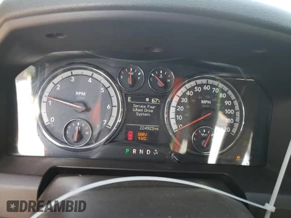 2011 Ram 1500 Sport z VIN 1D7RV1GT9BS595927, wystawiony jako Copart lot #57081735 z przebiegiem 224 923 mil mil oraz Szkoda całkowita • Salvage title. Historia ofert i sprzedaży dostępna na DreamBid. Obrazek 9.