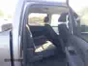 2007 GMC Sierra 1500 SLE1 z VIN 3GTEC13C97G544835, wystawiony jako IAAI lot #43489915 z przebiegiem 254 538 mil mil oraz . Historia ofert i sprzedaży dostępna na DreamBid. Obrazek 8.