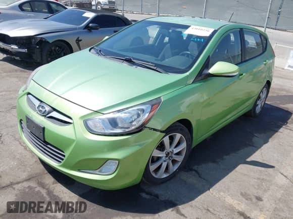 2013 Hyundai Accent SE с VIN KMHCU5AE0DU103390, выставлен на аукционе IAAI как лот 43010256 с пробегом 95 419 миль миль и . История ставок и продаж доступна на DreamBid. Изображение 2.