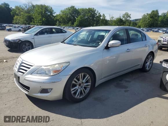 2009 Hyundai Genesis with VIN KMHGC46F79U038139, listed as a Copart auction lot 69468655 with 126,671 mi miles and Salvage title. Bid and sale history available at DreamBid. Image 1.